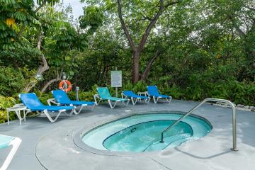 Coconut Mallory Resort Pool - Key West